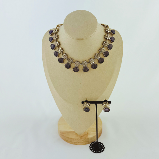 Necklace set with lilac stones. Set includes necklace & earrings. Prefect for Indian weddings, parties and special occasions. Latest 2023 fashion. High end Indian fashion jewellery with top quality stones and beads.