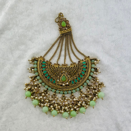 Passa with mint green stones and beads. Prefect for Indian weddings, parties and special occasions. Latest 2023 fashion. High end Indian fashion jewellery with top quality stones and beads.
