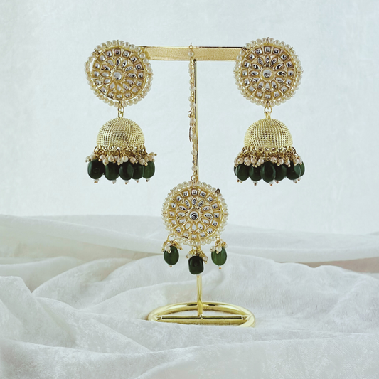 Tikka & earring set in forest green. High quality beads, pearls and stone work. Latest 2023 fashion for weddings, parties and special occasions