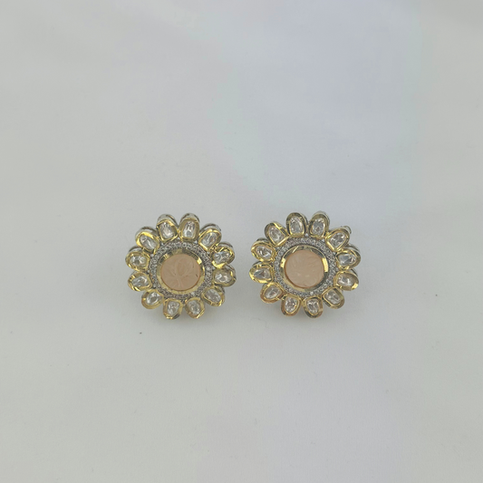 Necklace set with peach stone and white pearl beads. Set includes necklace & earrings. Prefect for Indian weddings, parties and special occasions. Latest 2023 fashion. High end Indian fashion jewellery with top quality stones and beads.