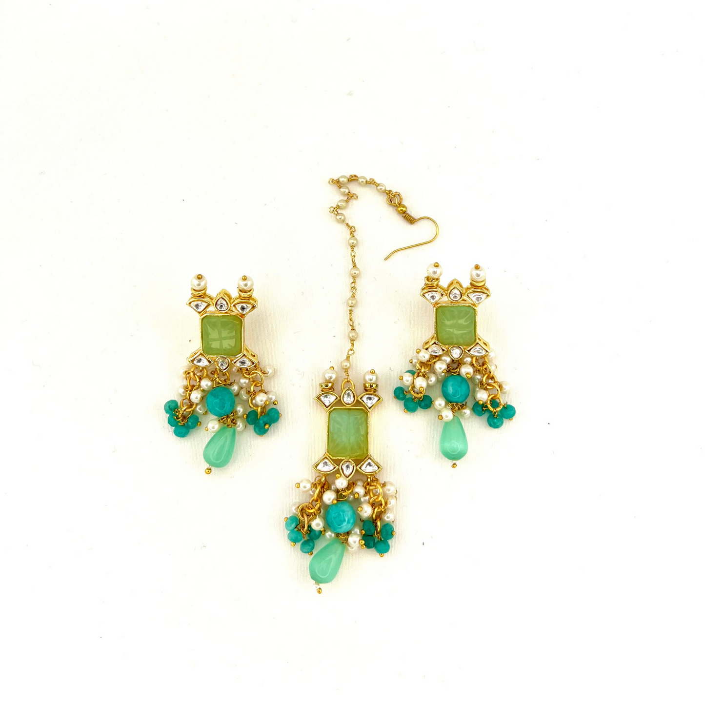 Choker set with with pink, green, clear stones and green, pink and blue beads. Set includes choker, tikka and earrings. Prefect for Indian weddings, parties and special occasions. Latest 2022 fashion. High end Indian fashion jewellery with top quality stones and beads.