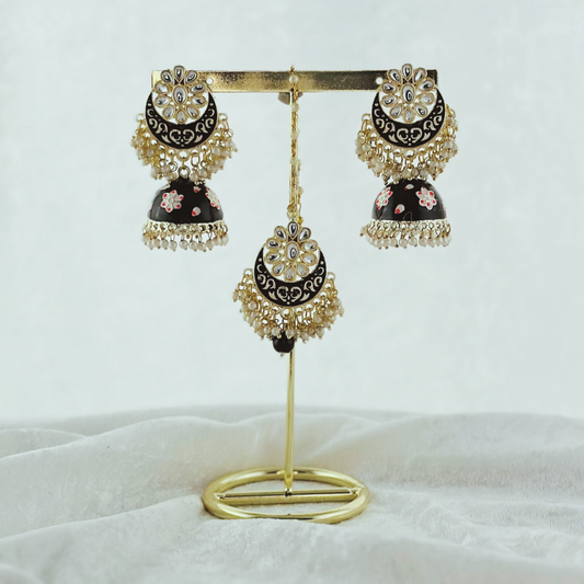 Tikka & Earring Set in black. High quality beads, pearls and stone work. Latest 2023 fashion for weddings, parties and special occasions