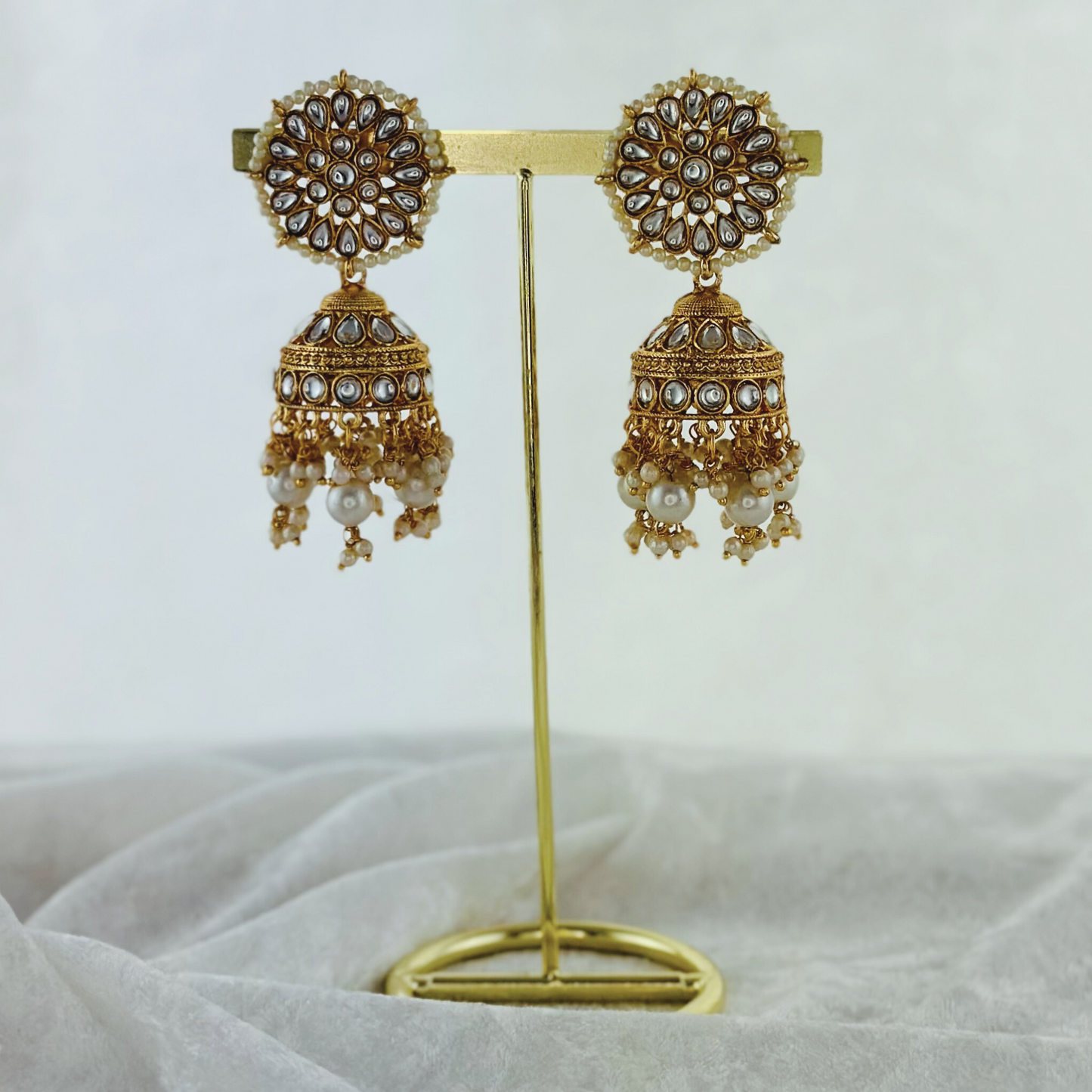 High quality white jhumka earrings with beads. Latest 2023 fashion, prefect for Indian weddings, parties & special occasions
