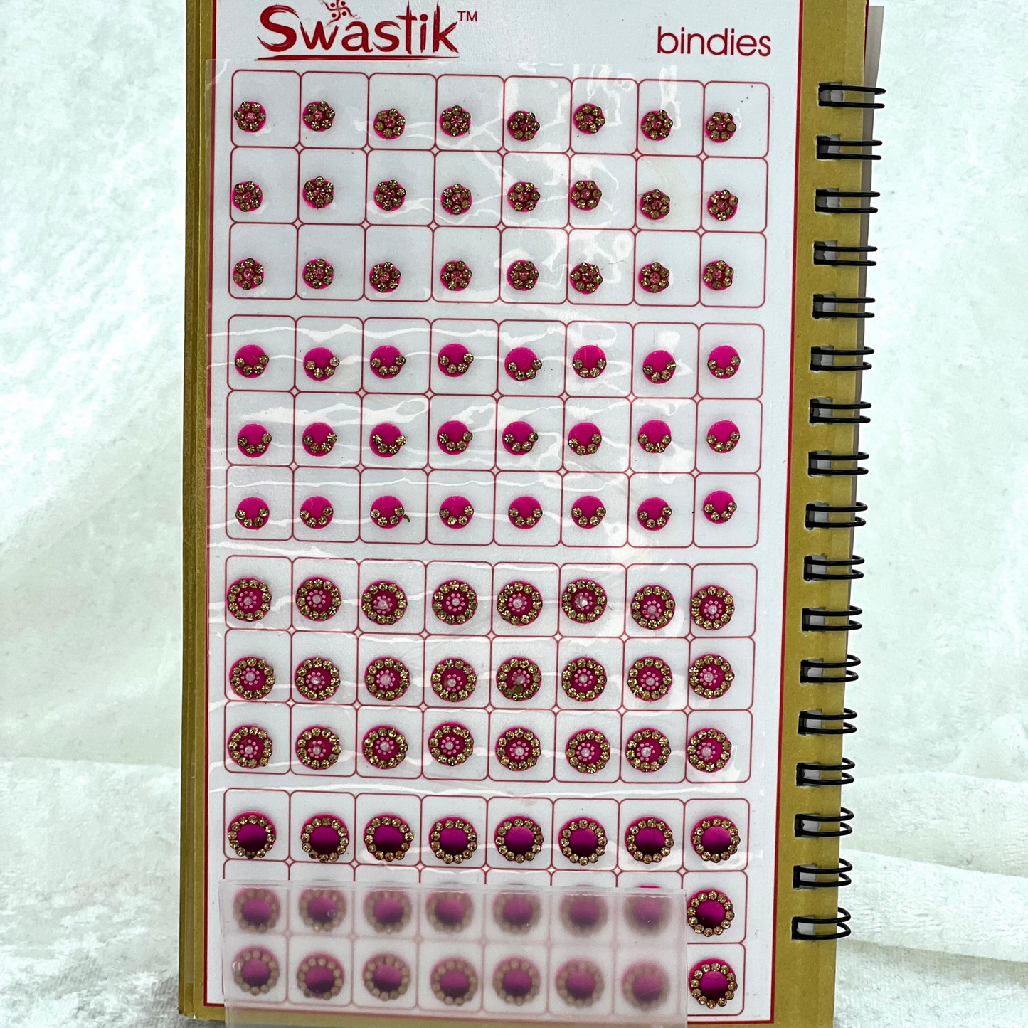Bindi Book - Gold stone work in round shape in various different sizes and colours. Prefect for Indian weddings, parties and special occasions.