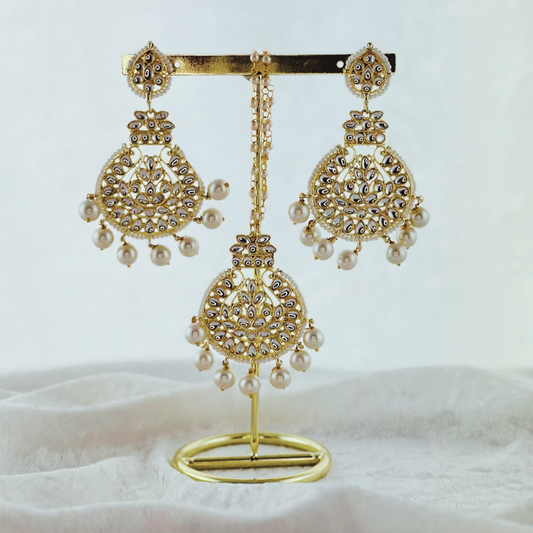 Tikka & Earring Set in white pearl. High quality beads, pearls and stone work. Latest 2023 fashion for weddings, parties and special occasions