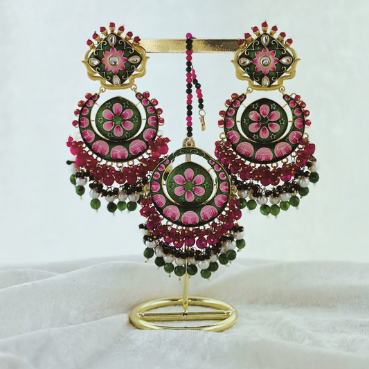 Hand painted tikka & earring set in pink, green & hot pink.  High quality beads, pearls and stone work.   Latest 2023 fashion for weddings, parties and special occasions 