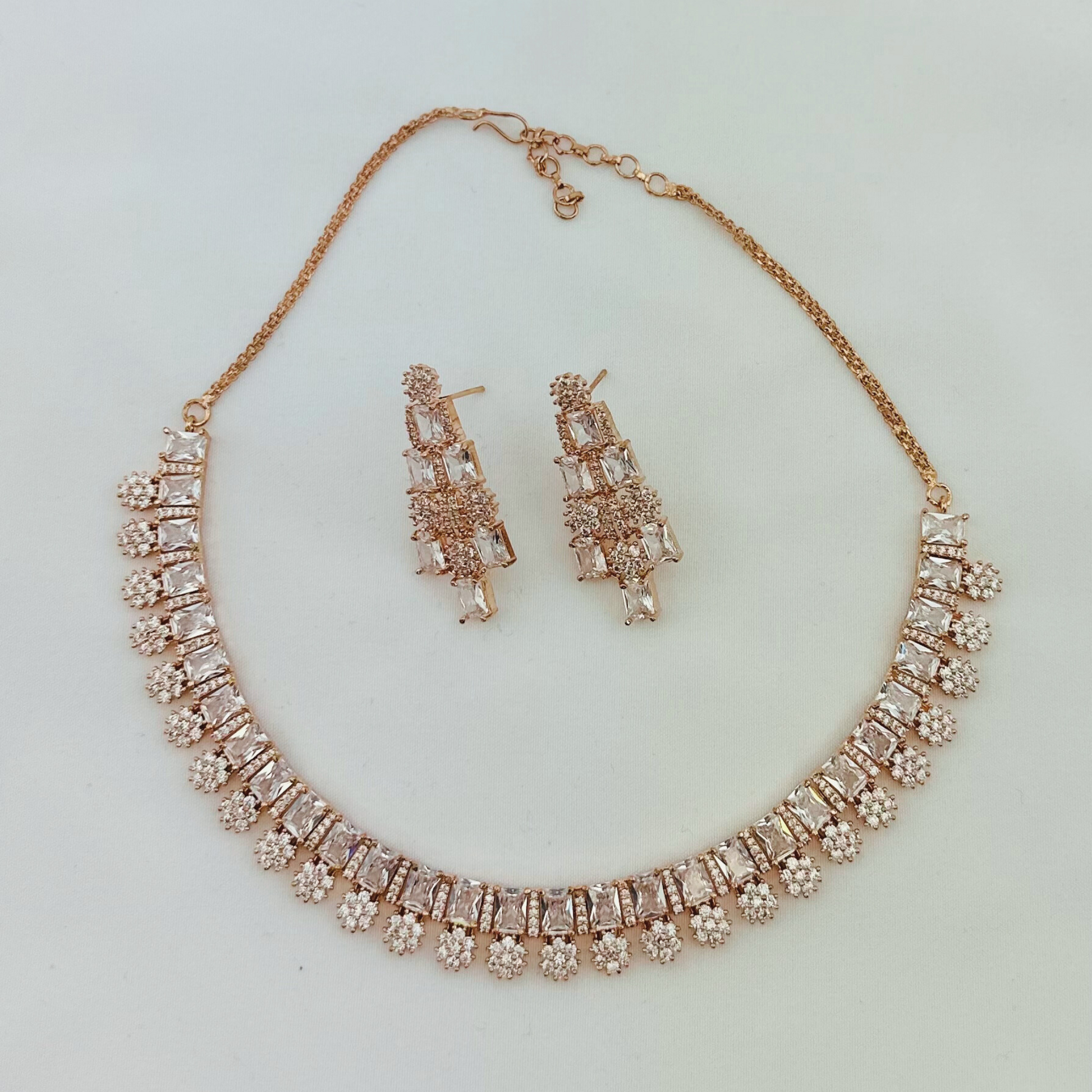 Necklace set with clear white stones.  Set includes necklace & earrings.  Prefect for Indian parties, weddings and special occasions.   Latest 2023 fashion.