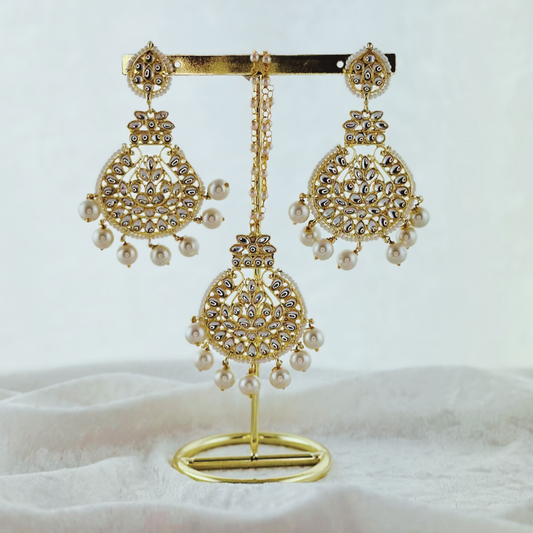 Tikka & Earring Set in white pearl. High quality beads, pearls and stone work.   Latest 2023 fashion for weddings, parties and special occasions 